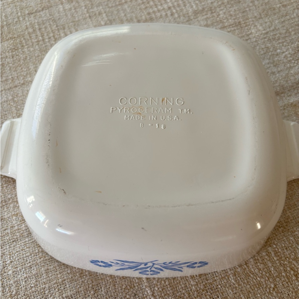 Corningware White and Blue Bakeware Dish - Picture 4 of 6